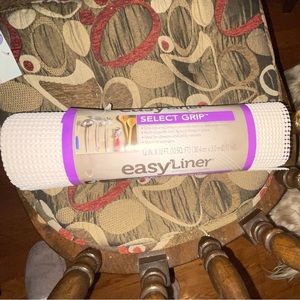 Drawer or shelf liner.